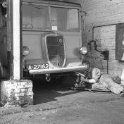 Kenteken: A 27162; Ford V8, Autowerkplaats Belt 1946, foto: archief Gemeentereiniging (1475)