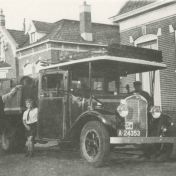 Kenteken: A 24353; Stewart, ca. 1935, foto: collectie Veenkoloniaal Museum (Bo Ve 24)