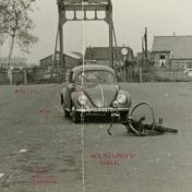Kenteken: A 44878; Volkswagen, Winschoten 21-11-1950, foto uit archief Kantongerecht Winschoten (154-8_215)