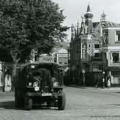 Kenteken: A 31217; GMC, Assen, 1947, uitsnede foto Drents Museum
