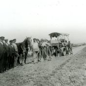 Kenteken: A 8934; Wegaanleg Pieterburen, foto: archief W. Mollema