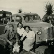 Kenteken: A 11732; Austin A40, foto: H. Prummel