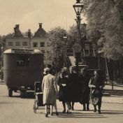 Kenteken: A 9260; Groningen, Boteringebrug 1930, foto: uitsnede 1785-27546.jpg