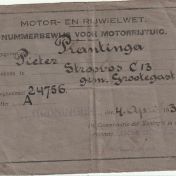 Kenteken: A 24756; Nummerbewijs, foto: archief PAX