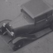 Kenteken: A 21178; Ford, foto: still uit de film "Moeders brief" G.A.B. Frinking 1935-1936, coll. GrA (2209-AV22410)