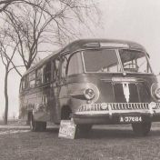 Kenteken: A 37684; Morris, Appingedam 1949, bron: archief Noordelijk Busmuseum; Fotograaf: J. Huizinga