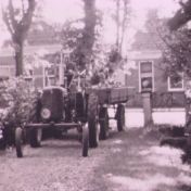 Kenteken: A 45500; Mc Cormick, foto: Still uit GAVA-film AV7018