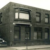 Kenteken: A 5801; Pontiac, foto in bezit van J.P.A. Wortelboer