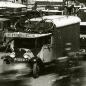 Kenteken: A 20732; Chevrolet, uitsnede foto: archief W. Mollema