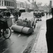 Kenteken: A 27163; Ford Junior veegmachine, Rademarkt 1937, foto: archief Gemeentereiniging (1475)