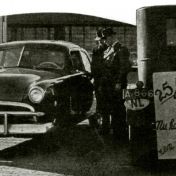 Kenteken: A 6065; Fordwereld, maart 1949