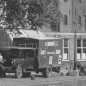 Kenteken: A 17003; Groningen, Hoge der A ca. 1948, foto: uitsnede 1785-24458.jpg