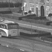 Kenteken: A 38827; Scania Vabis, Groningen, Bedumerweg, 1952, foto: uitsnede 2248-3158.jpg ; Fotograaf: Fotobedrijf Piet Boonstra