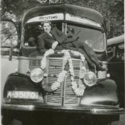 Kenteken: A 35170; Bedford, foto: J. Harmsen