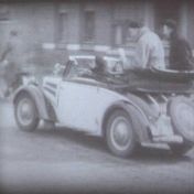 Kenteken: A 48384; DKW, ca. 1948, foto: Still uit GAVA-film AV1397