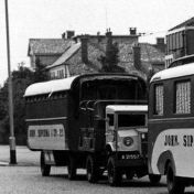Kenteken: A 21557; Chevrolet, uitsnede foto J. Smits