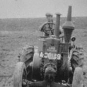 Kenteken: A 30149; Lanz Bulldog, foto: Still uit GAVA-film AV5065