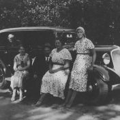 Kenteken: A 23108; Renault Vivastella, ca. 1934, foto 1: J. Cley