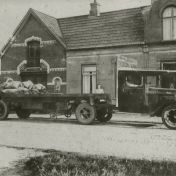 Kenteken: A 11354; Stewart, foto: collectie Veenkoloniaal Museum (Bo 331)