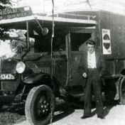 Kenteken: A 13435; Ford,  Bode J. Nicolai, foto: archief W. Mollema