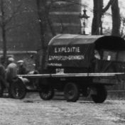 Kenteken: A 13231; Ford, Groningen, Kleine der A ca. 1927, foto: uitsnede 1785-21168