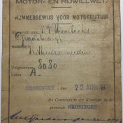 Kenteken: A 8080; Nummerbewijs, foto: collectie M.L. Kruijthof