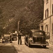 Kenteken: A 4694; Studebaker Commander,  douane Italie-Zwitserland, foto: H. Molema - Schillhorn van Veen