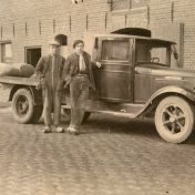 Kenteken: A 18823; Willys Overland, foto: archief W. Mollema