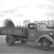 Kenteken: A 25176; Ford V 8, foto: archief Gemeentereiniging (1475)