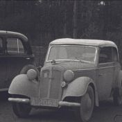 Kenteken: A 2064; DKW na de finish van de van de Harz-ralley, 30-04-1939, foto: still uit Harz-film, 1939, coll. GrA (2209-AV21967)
