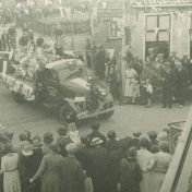 Kenteken: A 19524; Eenrum, 17-05-1934, foto uit archief Gereformeerde scholen te Uithuizermeeden (2437-187)