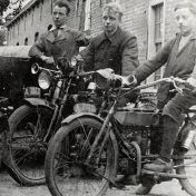 Kenteken: A 2707; FN, uitsnede foto H. J. Dijkhuizen