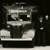 Kenteken: A 35918; Austin K2, Bellenwagen, foto: uitsnede aw2017.059.jpg
