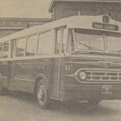 Kenteken: A 30626; Leyland, Krantenknipsel 21-04-1956, uit archief Bekink, inv.nr. 385