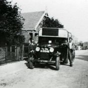 Kenteken: A 21348; Ford AA vrachtwagen, foto: archief W. Mollema
