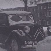 Kenteken: A 5984; Citroën, Groningen, Nassauplein ca. 1950, foto: Still uit GAVA-film AV1210