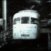 Kenteken: A 19926; Volvo, foto: Still uit GAVA-film AV0813