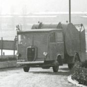 Kenteken: A 27161; Ford V8, Betonwerken VAM ca. 1951, foto: archief Dienst Openbare Werken (1485)