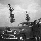 Kenteken: A 40184; Opel Kapitän, foto: H. Kolhorn-Gorzeman