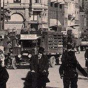 Kenteken: A 11228; uitsnede foto H. E. Boonstra