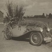 Kenteken: A 12696; MG Magnette, Niet doorgegane Bloemencorso 04-07-1934, foto: A. Kok (2138_5251)