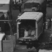 Kenteken: A 30269; Groningen, Antonius Deusinglaan ca. 1951, foto: uitsnede 1785-6807