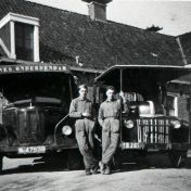 Kenteken: A 16361; A-47920 en A-16361 (Ford), foto: archief W. Mollema