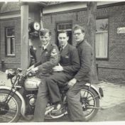 Kenteken: A 1086; Tiumph, foto: M. Boer