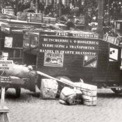 Kenteken: A 15693; Groningen, Vismarkt ca. 1930, foto: uitsnede 1986-06147.jpg