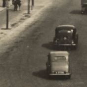 Kenteken: A 3724; Standard Eight, uitsnede foto: H. Renkema