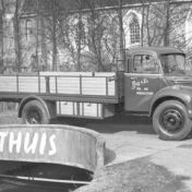 Kenteken: A 39409; Dodge, foto: collectie <a href='http://www.transportnostalgie.punt.nl/' target='_blank'>transportnostalgie.punt.nl</a>