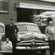 Kenteken: A 6216; Ford, uitsnede foto F. Wijbenga
