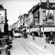 Kenteken: A 11570; Groningen, Herestraat 1930. (1785-1201)
