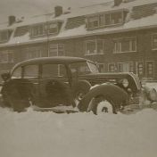 Kenteken: A 8282; Hudson Terraplane, Prinsesseweg 1, foto: R. Sikkes
